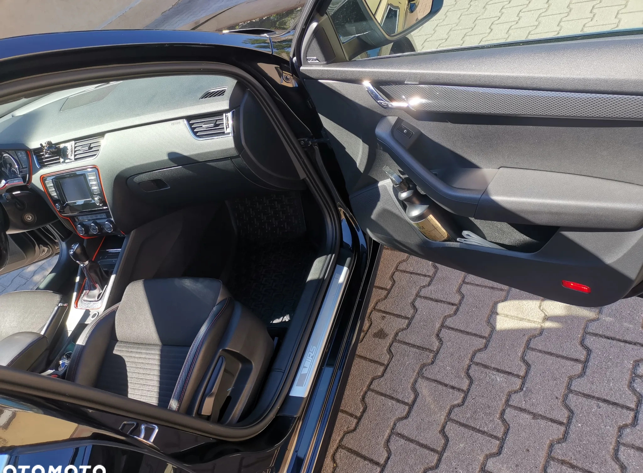 Skoda Octavia cena 56500 przebieg: 265000, rok produkcji 2014 z Rydzyna małe 121